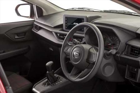 Daihatsu-Ayla-3