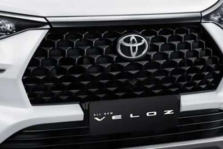 Toyota-Veloz-3
