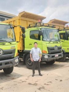 dealer hino palembang