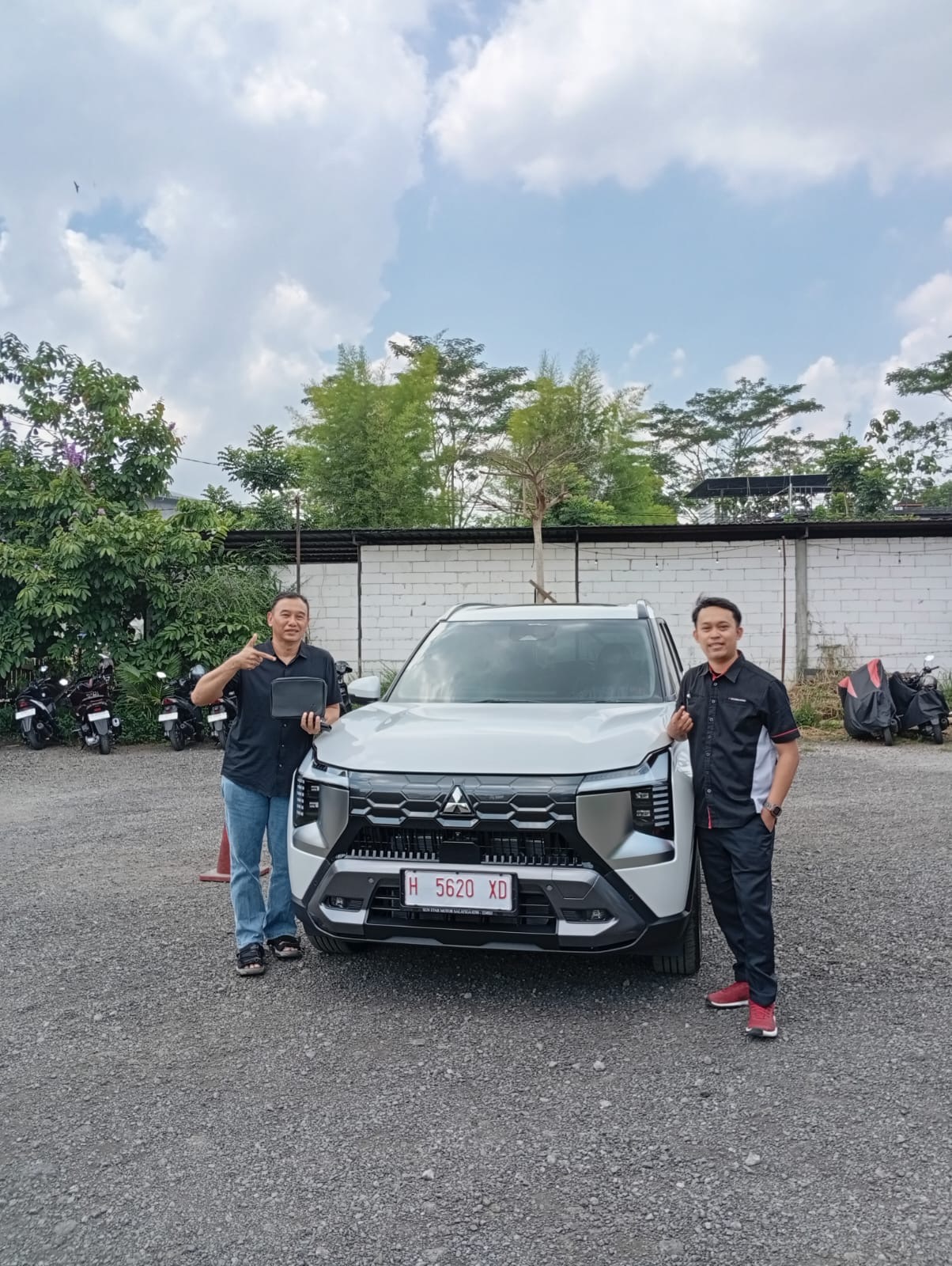 63e212a3-6e34-4cff-9935-b8a3695f8267-2